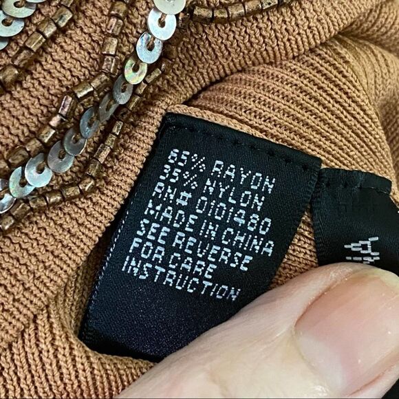 Pierri New York Sequins V-Neck Sweater Size Large - Picture 6 of 6